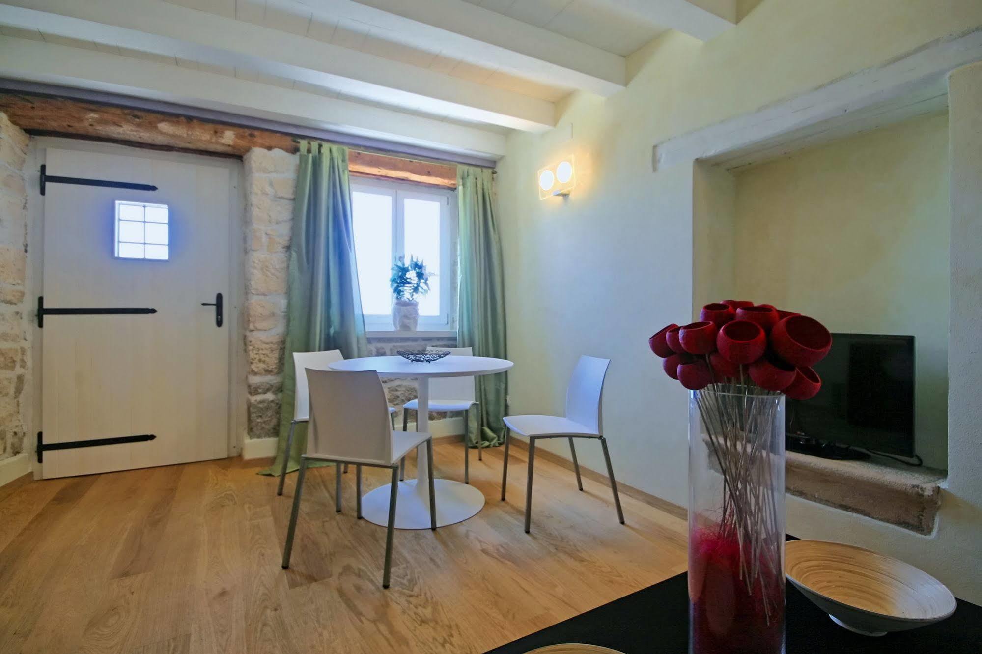 Angelo D'Oro Apartment Monte Ровинь Экстерьер фото