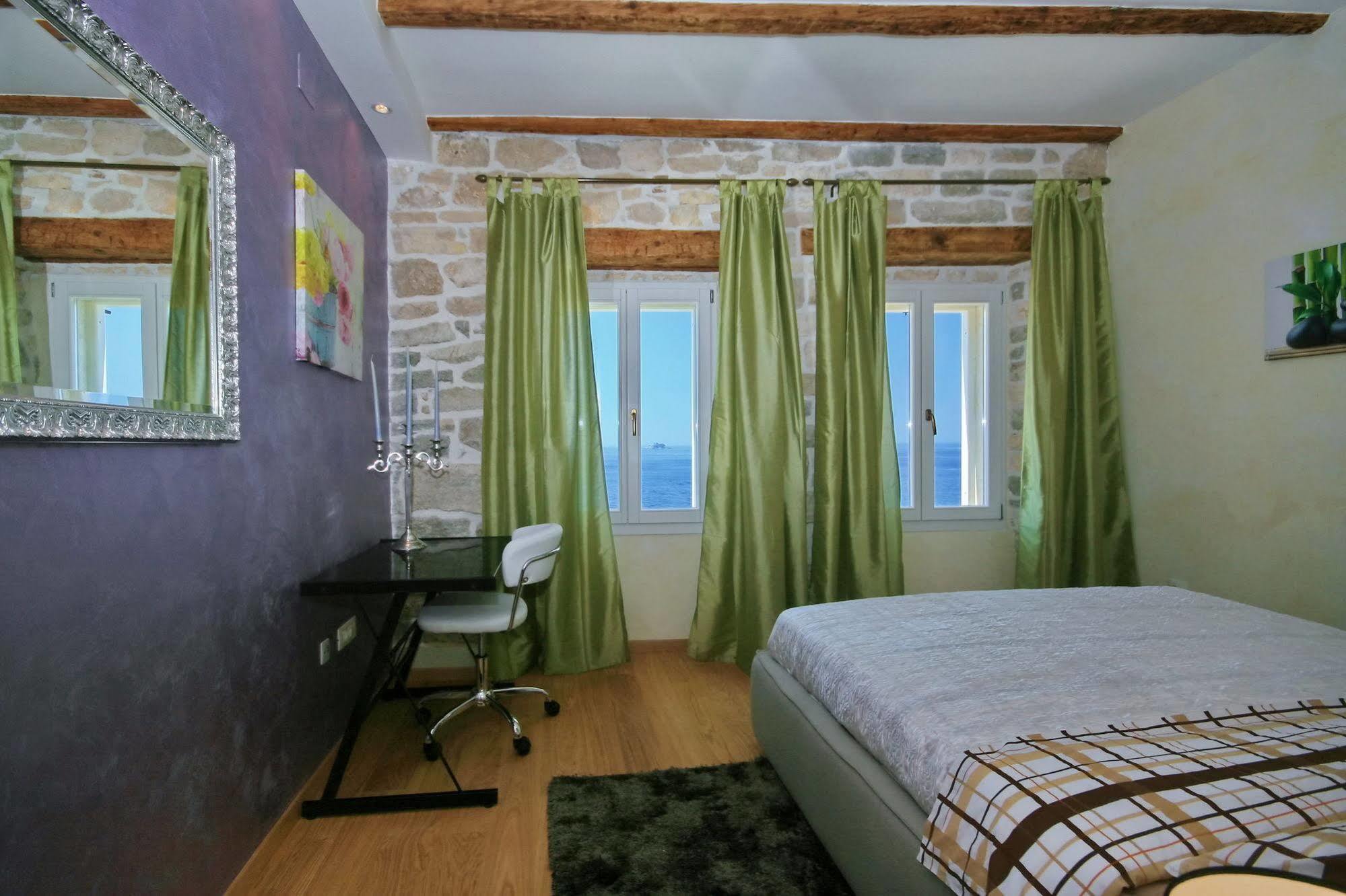 Angelo D'Oro Apartment Monte Ровинь Экстерьер фото